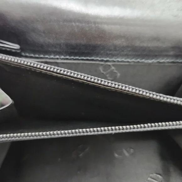 Christian Dior Black Leather Compact Wallet - Picture 8 of 13